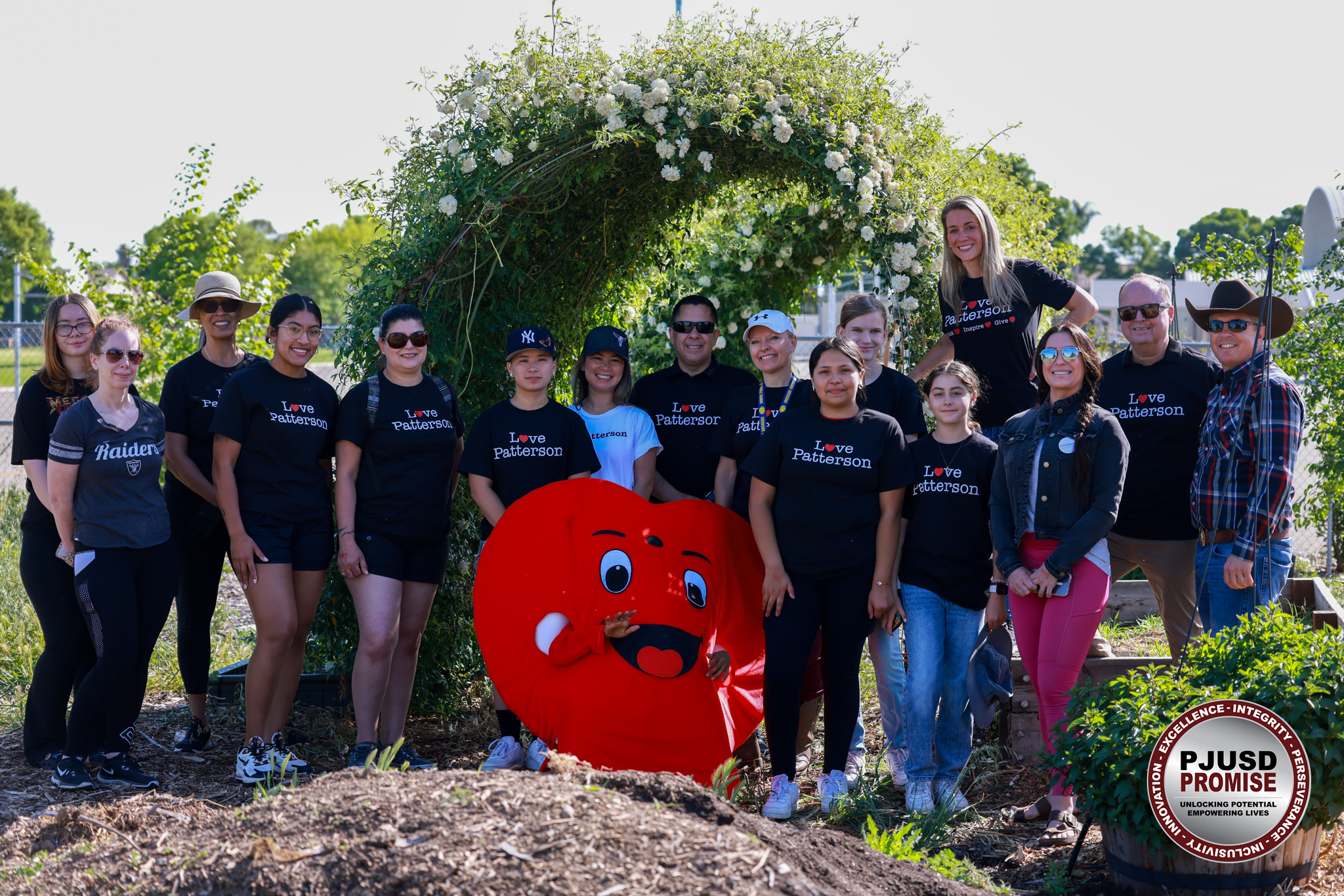 Patterson Loves Creekside Middle School